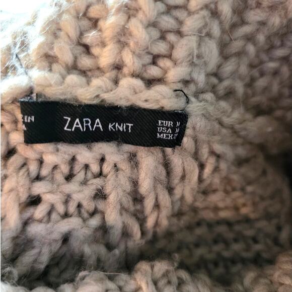 ZARA Cable knit Beige Poncho Turtleneck Pullover Size Medium GUC *READ - Picture 4 of 4